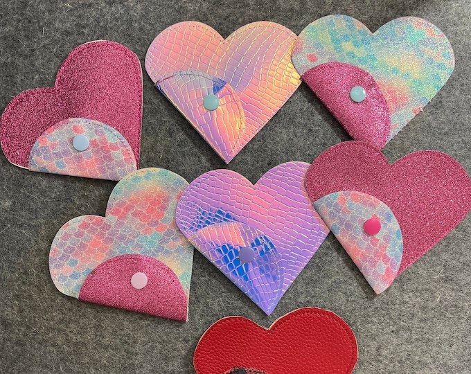 Candy Heart Pouch~ Gift Card Holder~Cash~ID Cards~ Cash & Coins