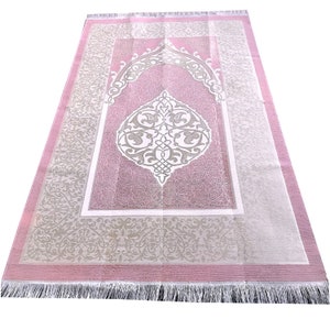 Mihrab Taffeta Gift Boxed Ottoman Prayer Rug with Tasbih Large Prayer Mat / Janamaz Size: 120 x 70 cm Made in Turkey image 2