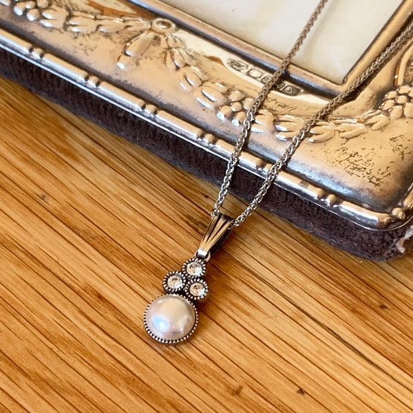 1920's Style Sparkling Silver and Faux Pearl Pendant