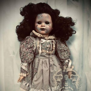 Muñeca embrujada Sam de 48 cm, de porcelana, con aspecto de zombi, espíritu embrujado, paranormal, espeluznante, poseído, peculiaridad positiva, idea de regalo, espécimen sobrenatural 1140