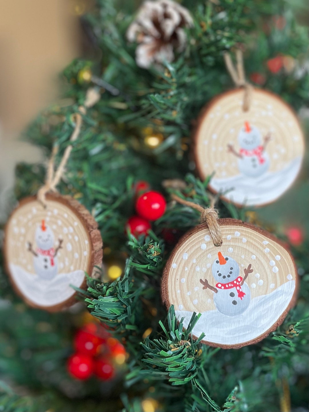 Hand Painted Wood Slice Snowman Christmas Ornament | Wood Slice ...