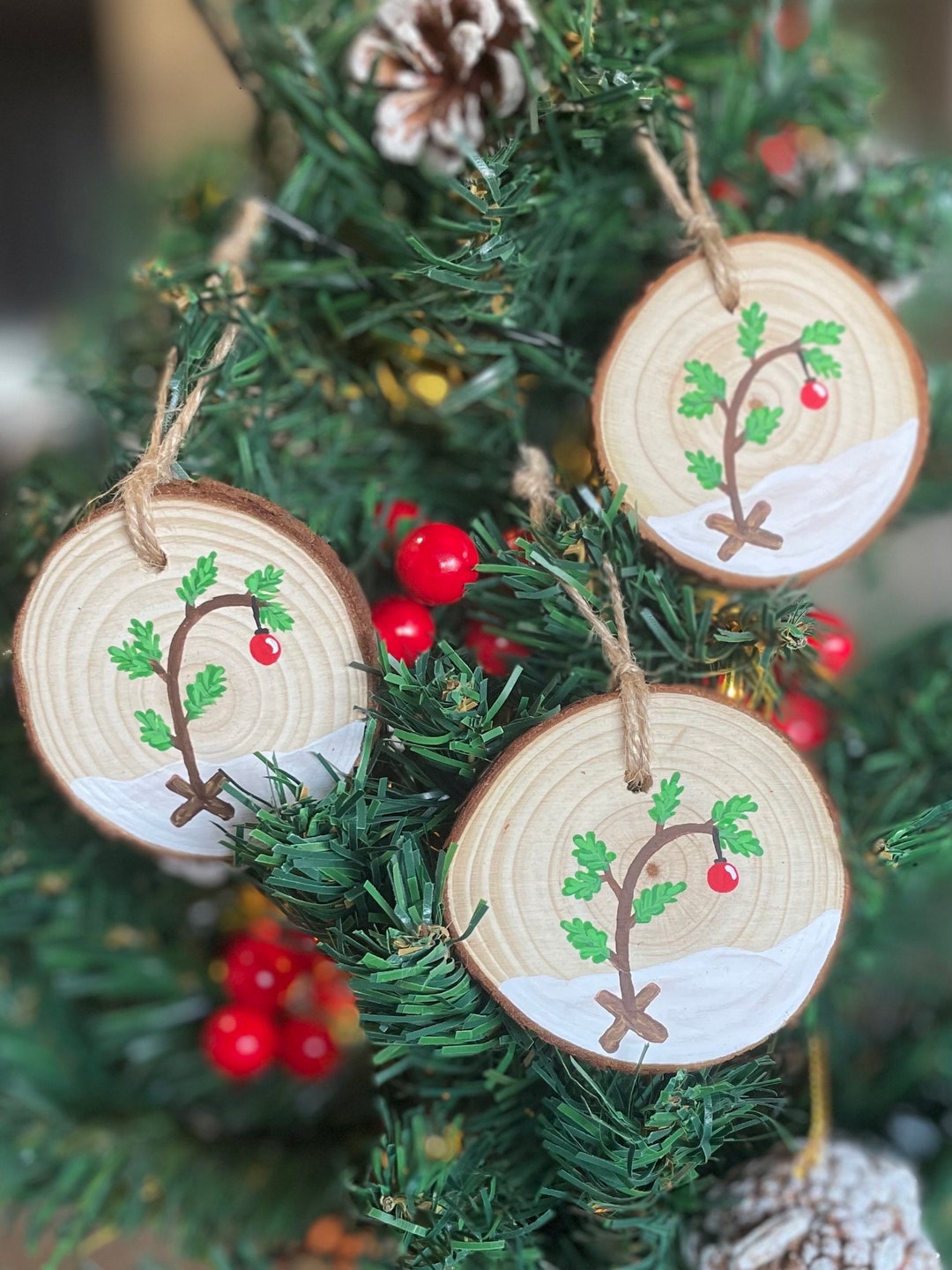 Hand Painted Wood Slice Charlie Brown Tree Christmas Ornament - Etsy