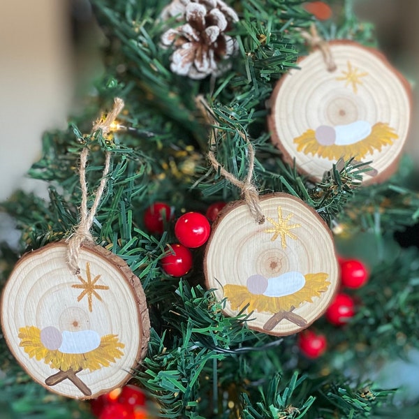 Hand Painted Wood Slice Nativity Scene Manger Christmas Ornament | wood slice ornament | Christmas gift | present | Christmas decor