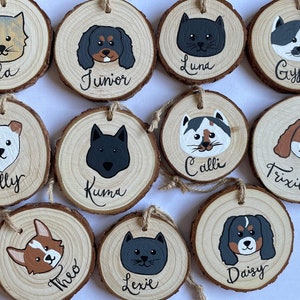 Adorno navideño con retrato de mascota de dibujos animados personalizado y pintado a mano/decoración para mascotas/adorno de animal