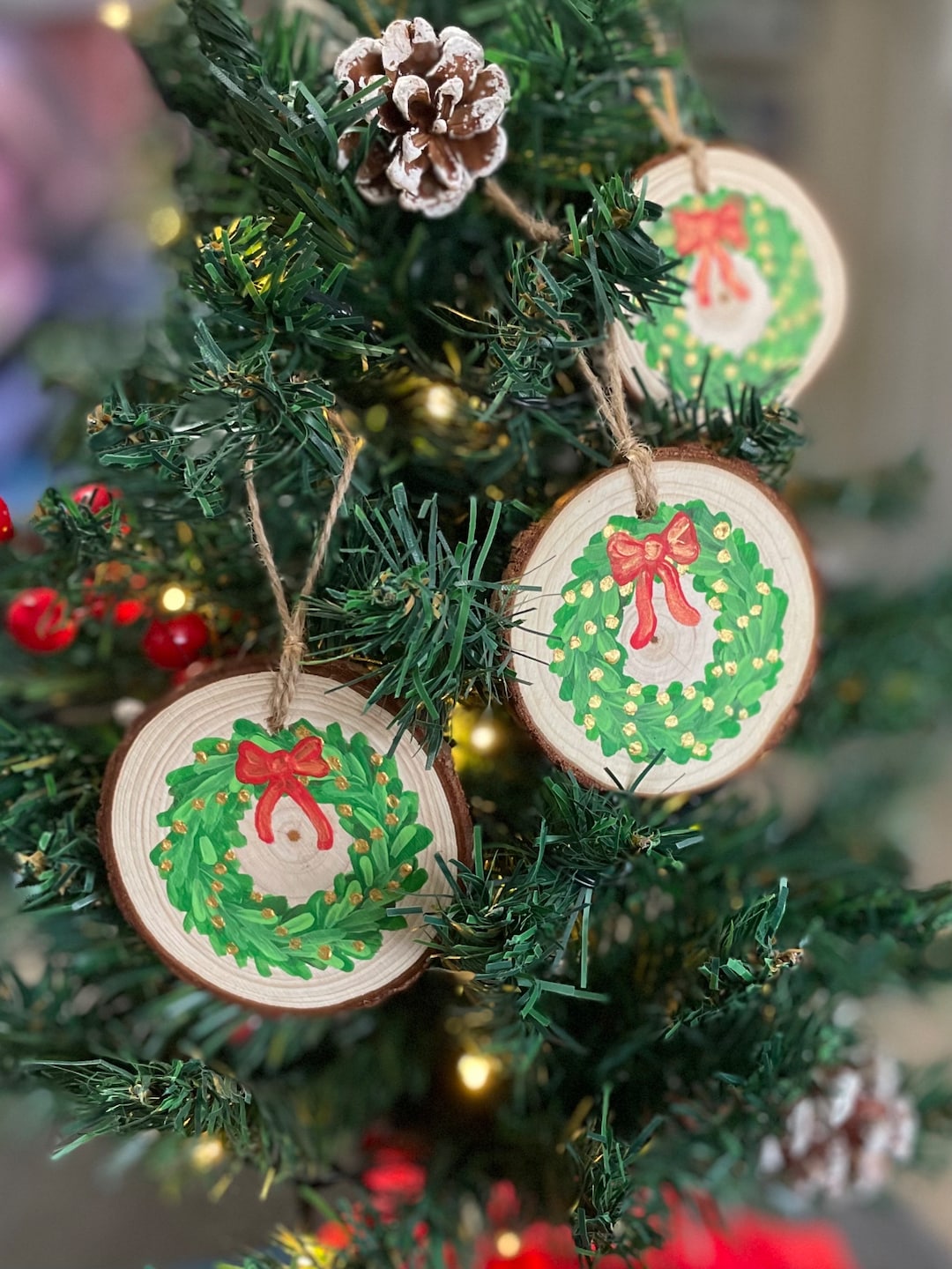 Hand Painted Wood Slice Gold Christmas Wreath With Bow Ornament | Wood ...
