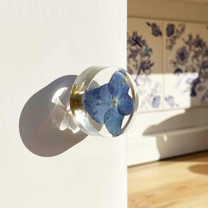 Puxadores de armário com flor azul, Puxadores de gaveta para presente de novo proprietário, Puxador de móveis para quarto de criança