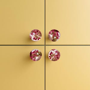 Dried Flower Cabinet Knob: Crystal Resin Drawer Pull with Heather & Lavender