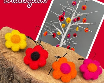 Felted Summer Daisy Hanging Tree Decoration pack of 4