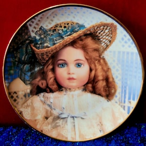 Franklin Mint &#39;The Antique Doll&#39; verzamelplaat: 24-karaats gouden rand, gelimiteerde oplage