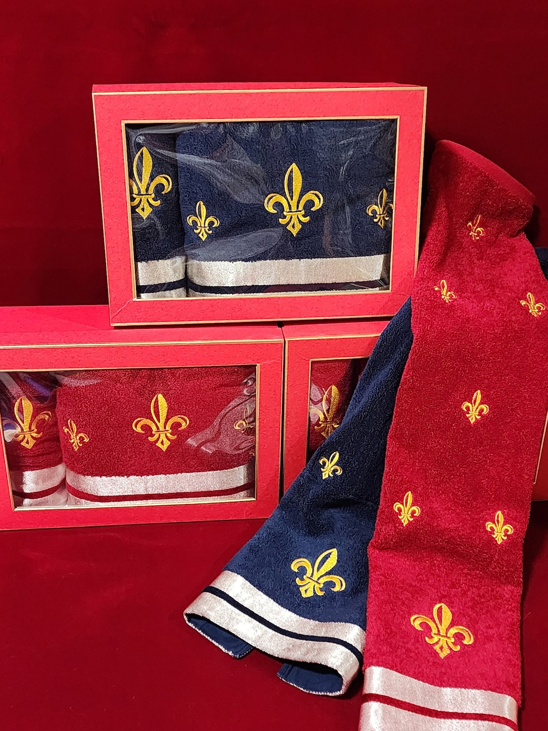 Limited Edition Luxury Fleur De Lis Bathroom Towels Gift Set by Regal