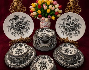 ROYAL STAFFORD Aziatische fazant zwart servies, gemaakt in Engeland, 53-delige porseleinen set, servies voor 12, zwart-witte borden met bloemen
