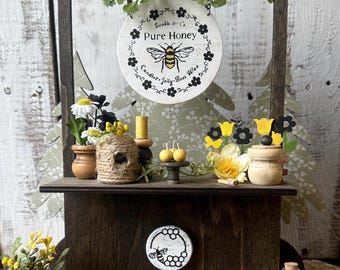 Honey Bee Roadside Stand: Interchangeable Magnetic Seasonal Decor 11” Tall
