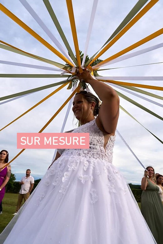 Animation de Mariage avec Ronde de Rubans Personnalisée – Fait Main en France