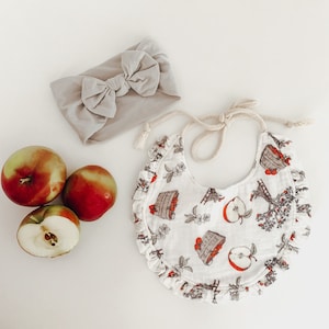 Cute Apple Pattern Ruffled Baby Bib | Baby Girl Matching Bloomers Available| Designed by Shop Owner