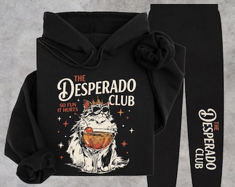 Conjunto deportivo The Desperado Club, sudadera con capucha y pantalón de chándal Dungeon Crawler Carl a juego, aprobado por Princess Donut, merchandising de DCC, regalo de DCC para él.