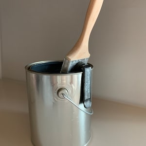 Magnetic paint brush clip and tool holder, new and uniqe tool.made in Colorado