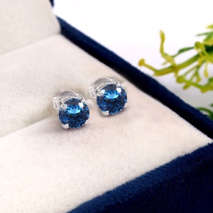 AAA Flawless Brazilian Indicolite Blue Tourmaline Round Cut Gemstone Stud Earrings, 6x6 MM Handmade Silver Studs 925 Sterling Silver Stud