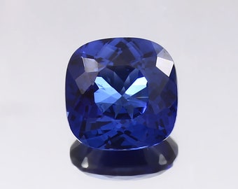 AAA Ceylon koningsblauwe saffier: 10 x 10 mm kussengeslepen edelsteen