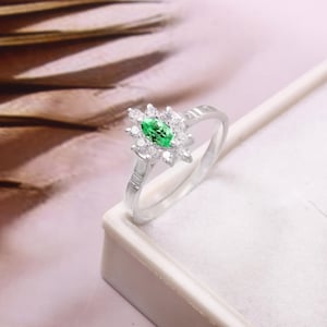 Ceylon Green Parti Sapphire Marquise Gemstone Ring Statement Ring Bridal Ring Wedding Ring Engagement Ring 925 Sterling Silver Ring 6x3 MM