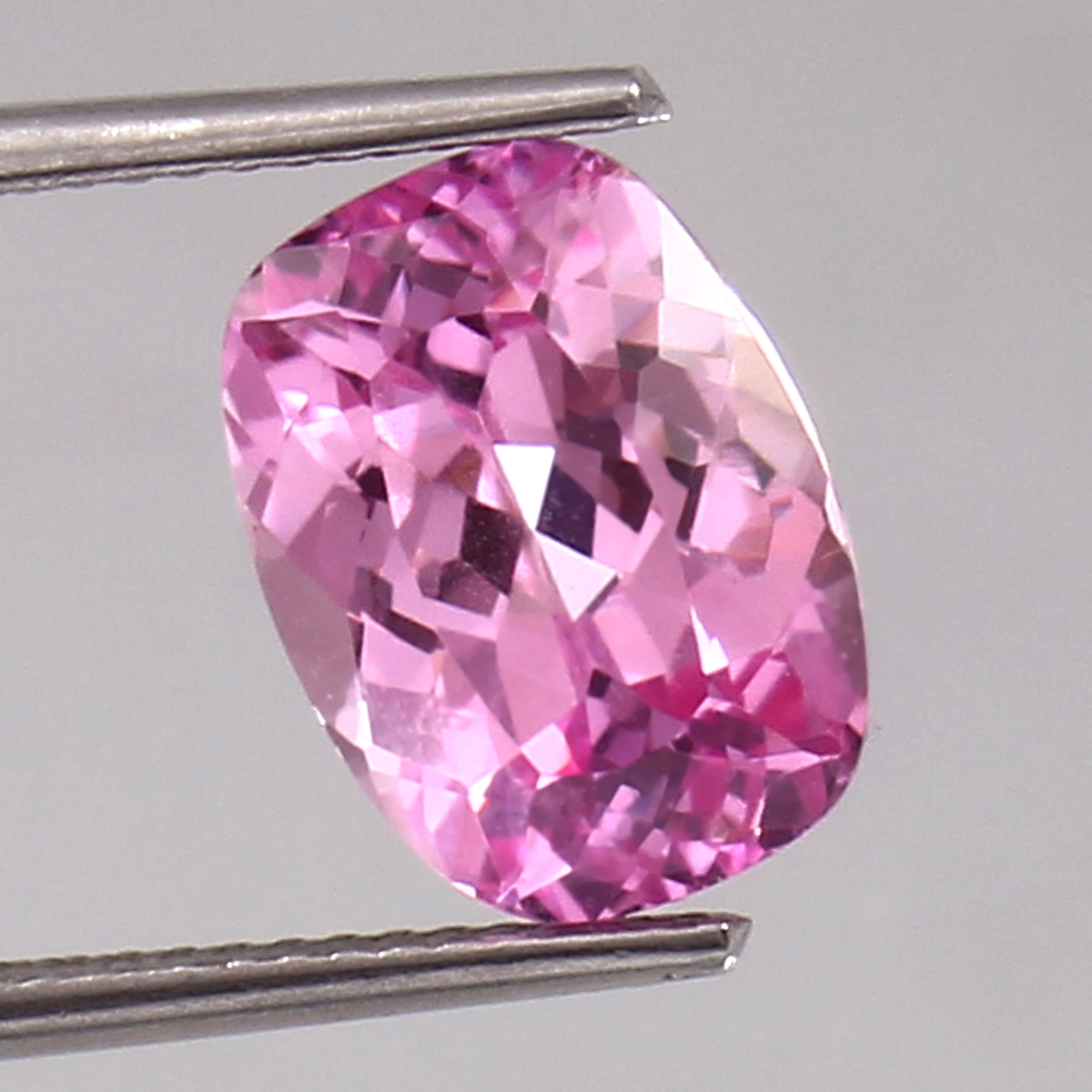 Saphir Rose Naturel De Ceylan - 30.0 Carats - Taillé Carré - Qualité Exceptionnelle