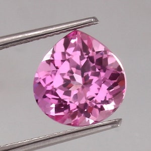 AAA Flawless Ceylon Pink Sapphire Loose Heart Gemstone Cut, 5.30 CT Excellent Top Quality Sapphire Ring And Jewelry Making Gemstone 10.60 MM