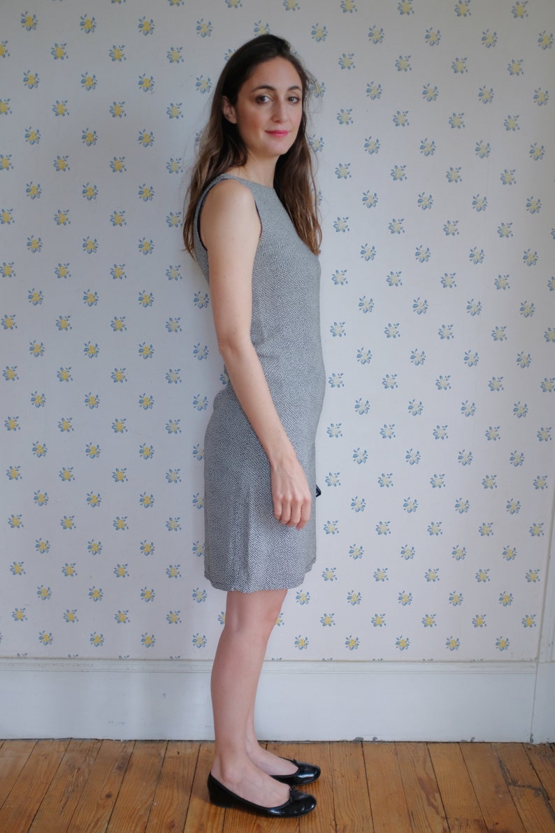 Grey houndstooth sleeveless dress