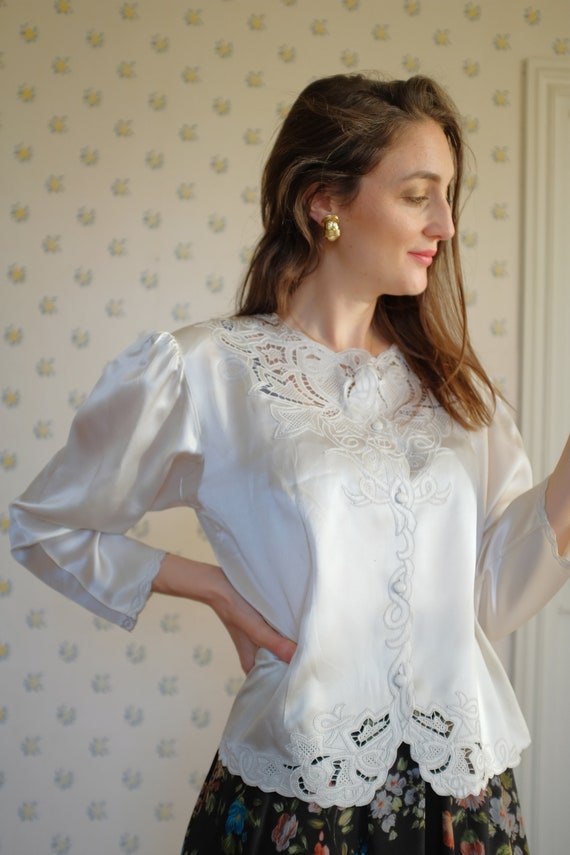 Vintage satin silk white lace shirt // 80's shirt