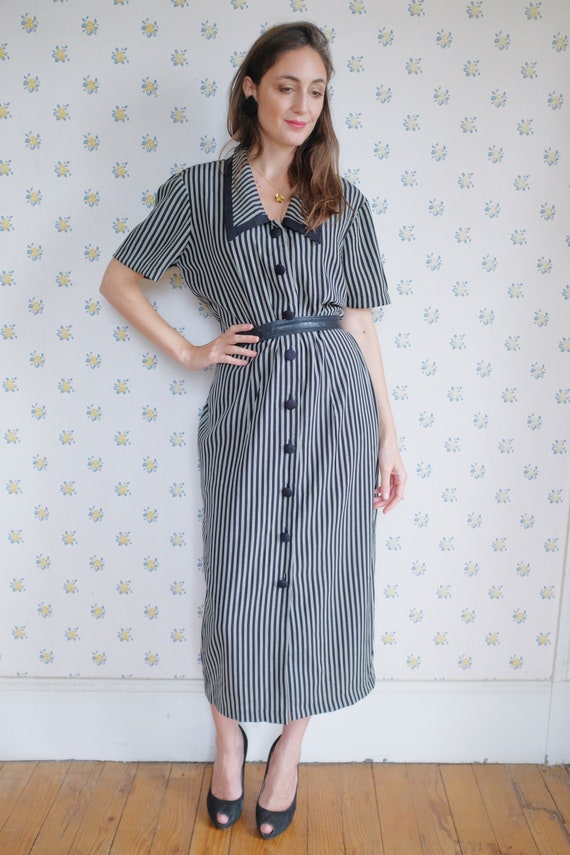 90's long back and white striped dress // Vintage