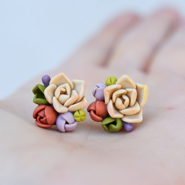 Succulent earrings / Polymer earrings / Clay earrings / Botanical earrings / Succulent studs / Succulent lover gift / Spring earrings