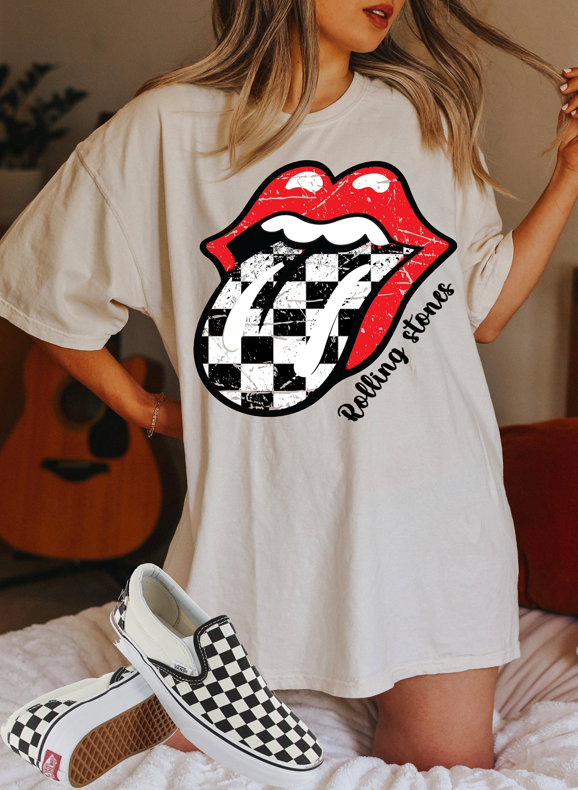 Stones Lip Tee - Etsy