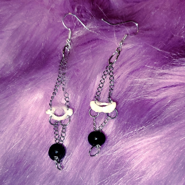 BEADED: snake pelvis bone earrings, real bone jewellery, taxidermy jewelry, witchy style, esoteric, pagan, wiccan, Vulture culture