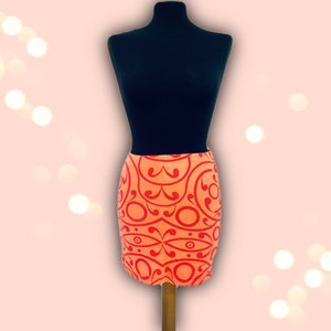 Vintage skirt for women 70s, unique vintage midi woman&#39;s clothing from 70, lively colors pattern, Medium size on cotton fabric