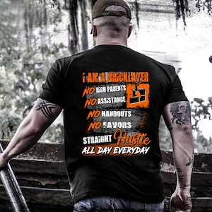 Bricklayer Shirt / Bricklayer T-shirt / Bricklayer Xmas Gift / Christmas Shirt / Bricklayer Hoodie / I am a Bricklayer Shirt