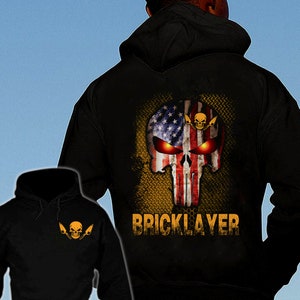 Bricklayer Hoodie / Bricklayer Shirt / Bricklayer T-shirt / Bricklayer Xmas Gift / Christmas Shirt / Skull Bricklayer Shirt
