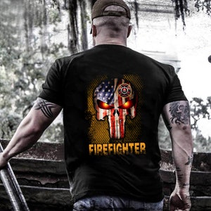 Firefighter Shirt / Firefighter t-shirt / Firefighter Hoodie / Gift for Firefighter / Firefighter Gift / Skull Firefighter Shirt