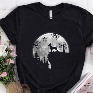 Chihuahua Shirt / Chihuahua Halloween Shirt / Chihuahua Gift / Halloween Gift / Chihuahua And Moon Halloween Chihuahua Lover Shirt