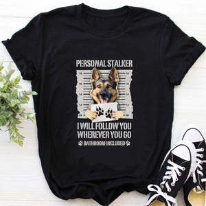 Maglietta Pastore Tedesco / Regalo per gli amanti del Pastore Tedesco / Felpa con Cappuccio Pastore Tedesco / Maglietta Cane Stalker Personale Pastore Tedesco