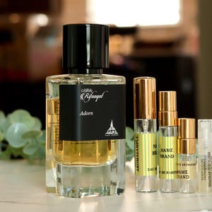 Rifaaqat ADORN Paris Corner Perfume SAMPLE  1ml, 2ml, 3ml, 5ml, 10ml | Middle Eastern Arab Samples | Travel Size | TUXEDO Twist