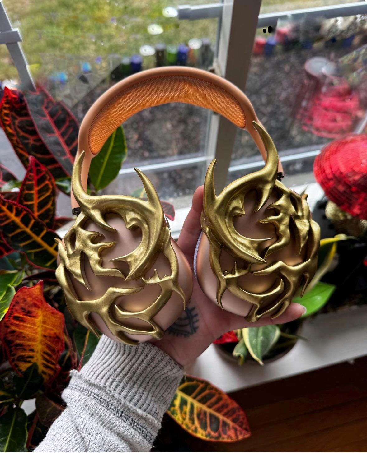 Airpods Max 'thorn' 3D Printed Headphone Attachment: Chrome Silver