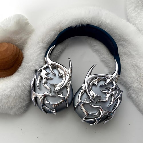 THE EON AirPodsMAX用カスタムジュエリー Airpods Max 'thorn' 3D Printed Headphone Attachment: Chrome Silver