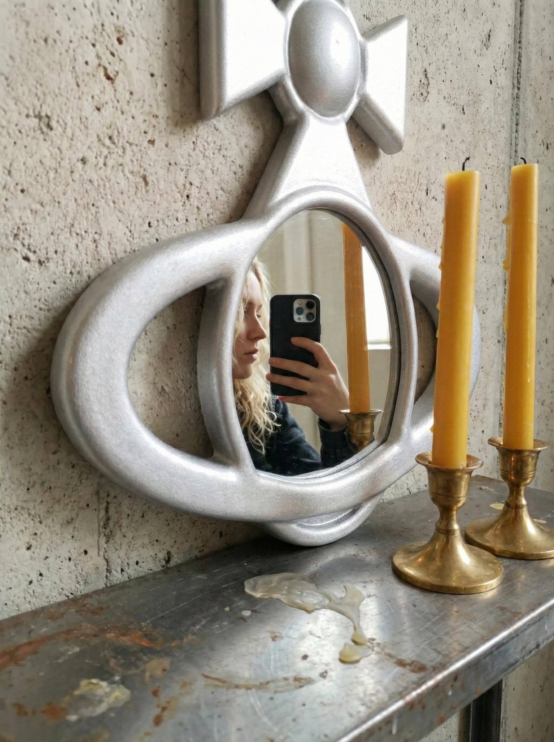 Vivienne Westwood Mirror: 3D Printed Wall Decor and Plexi Mirrors