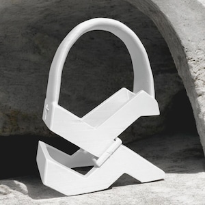 Mini sac Magna à poignée supérieure par Tudze, sacs en fausse fourrure, mode audacieuse, idée de tenue, design de sac imprimé en 3D, étui, accessoires argentés et chromés