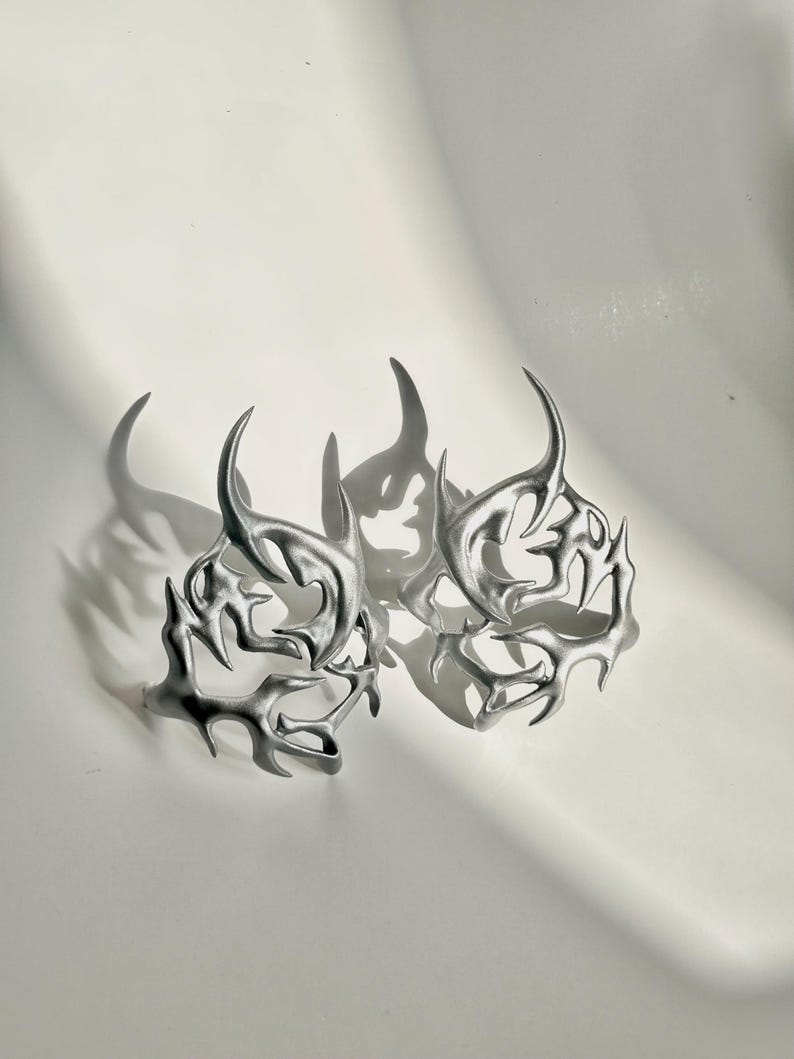 Etui na słuchawki Sony WH-1000XM4 — Gothic Thorn, drukowane w 3D, chromowane srebrne etui na słuchawki, akcesorium do zestawu słuchawkowego zdjęcie 12