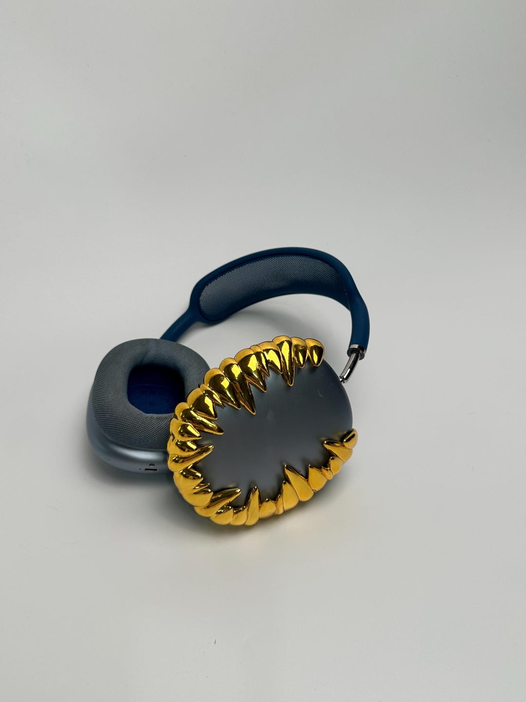 Airpods Max Tiger Teeth Earbuds Attachment / Airpods Max