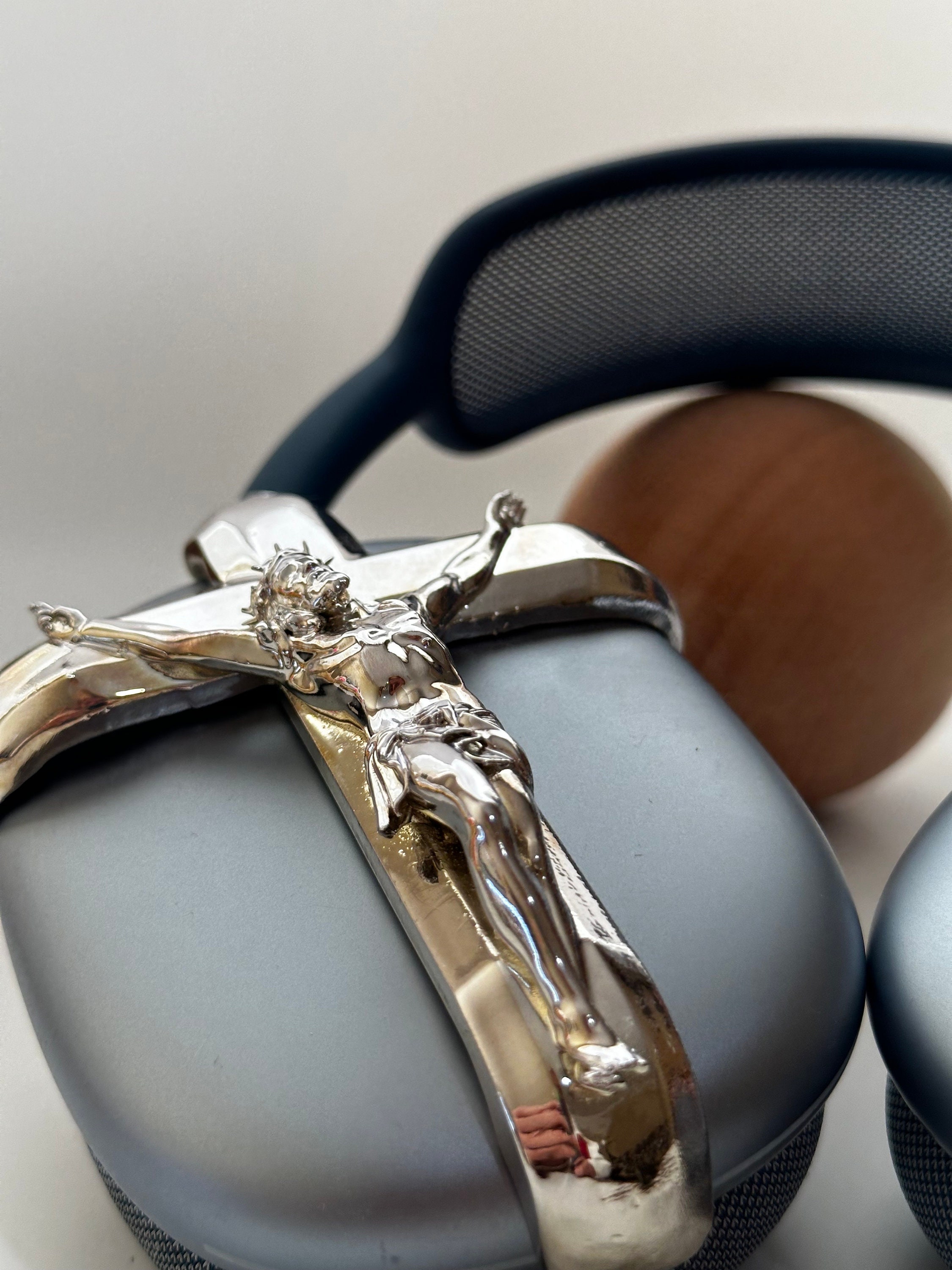 Airpods Max Jesus Attachment: 3D Resin Print Art, Christian Gift