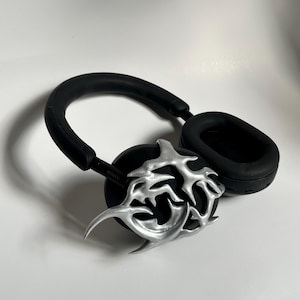 Thorn Cyberpunk Gift - Sony WH-1000XM5- XM6 Headphone Case : 3D Printed Attachment, Gamer Setup image 12