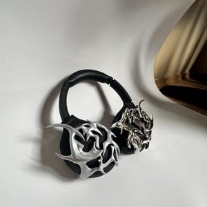 Etui na słuchawki Sony WH-1000XM4 — Gothic Thorn, drukowane w 3D, chromowane srebrne etui na słuchawki, akcesorium do zestawu słuchawkowego zdjęcie 8