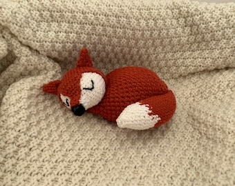 Crochet pattern fox music box