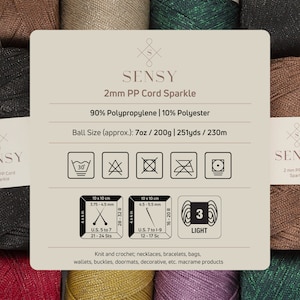 Peut inclure: Un pelote de fil Sensy 2mm PP Cord Sparkle de couleur brun clair avec une finition chatoyante. Le fil est compos&eacute; de 90% de polypropyl&egrave;ne et de 10% de polyester. La pelote p&egrave;se 7 onces ou 200 grammes et contient 251 yards ou 230 m&egrave;tres de fil. Le fil est lavable en machine et peut &ecirc;tre s&eacute;ch&eacute; en machine &agrave; basse temp&eacute;rature. Le fil est adapt&eacute; aux projets de tricot et de crochet tels que les colliers, les bracelets, les sacs, les portefeuilles, les boucles, les paillassons, les articles d&eacute;coratifs et les produits en macram&eacute;.