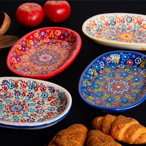 Ceramic Oval Plate 26cm, Handmade Turkish Ceramic Plate, Hand Painted, Microwave Safe, Lead-Free, Food-Safe, Handmade Pottery, Gifts For Mom